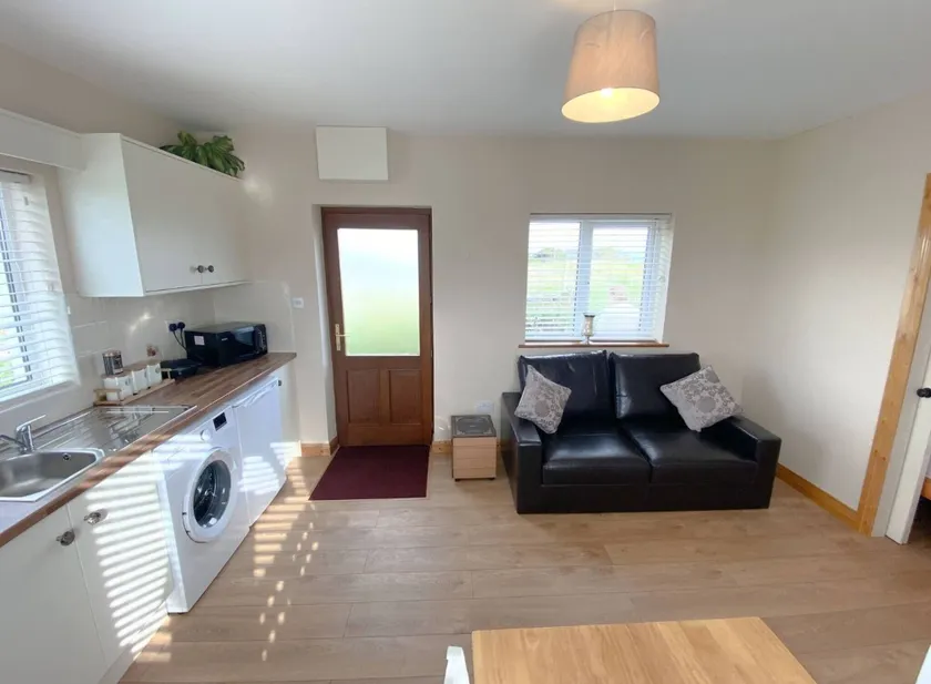 Apartment Overlooking Achill - Image 1