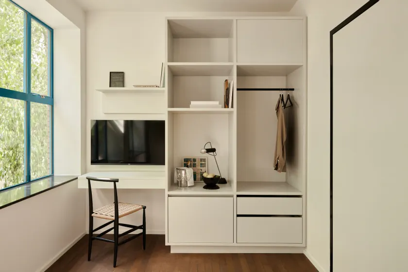 Morgan & Mees Rotterdam - Image 1