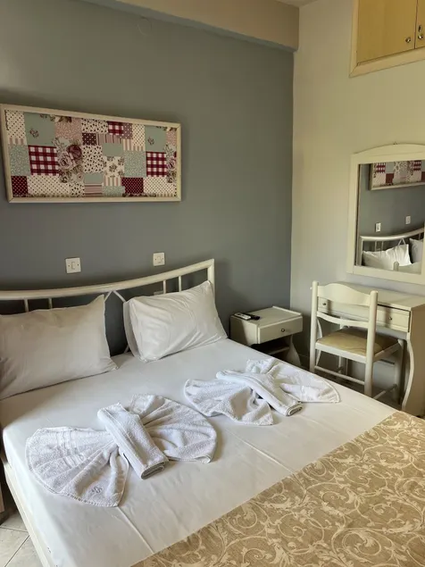 Room-lovely Room for 2 People in Limenar - Image 1