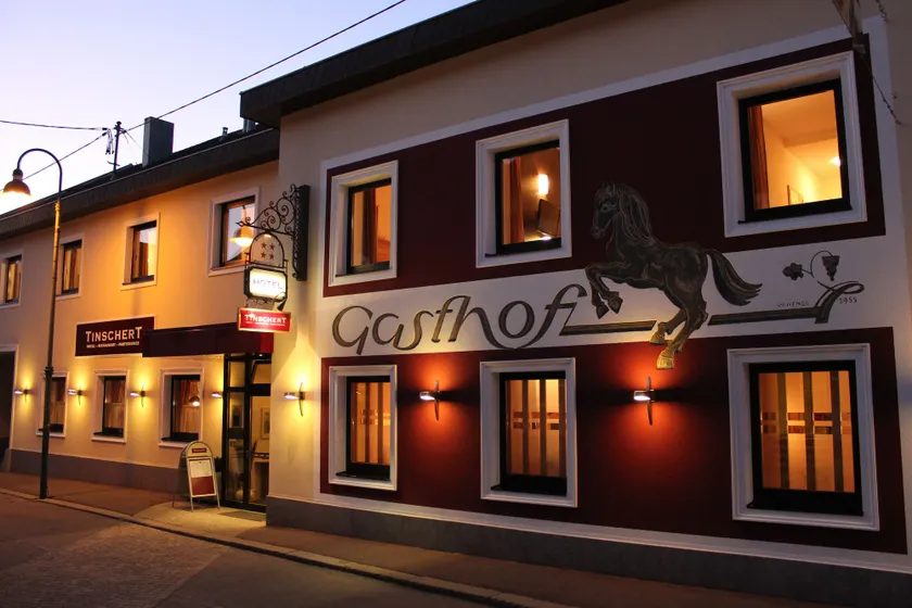 Tinschert Hotel-Restaurant-Partyservice - Image 1