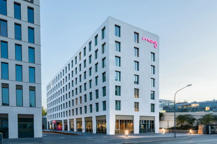 Moxy Wuerzburg - Image 1