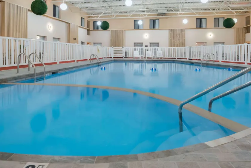 Ramada by Wyndham Grand Forks - Image 1