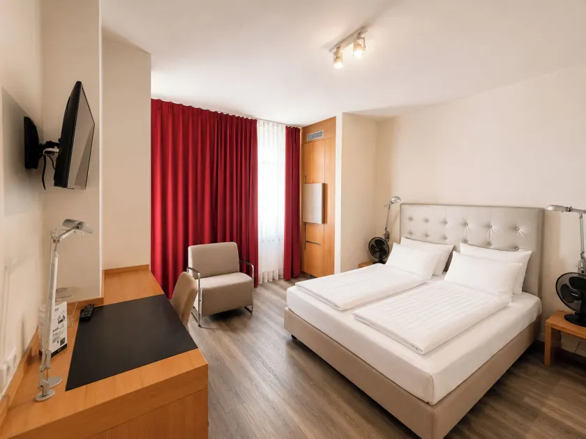 DORMERO Hotel Essen - Image 1