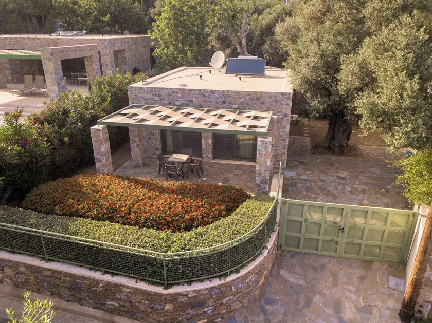 Ouzo Stone Studio - Image 1
