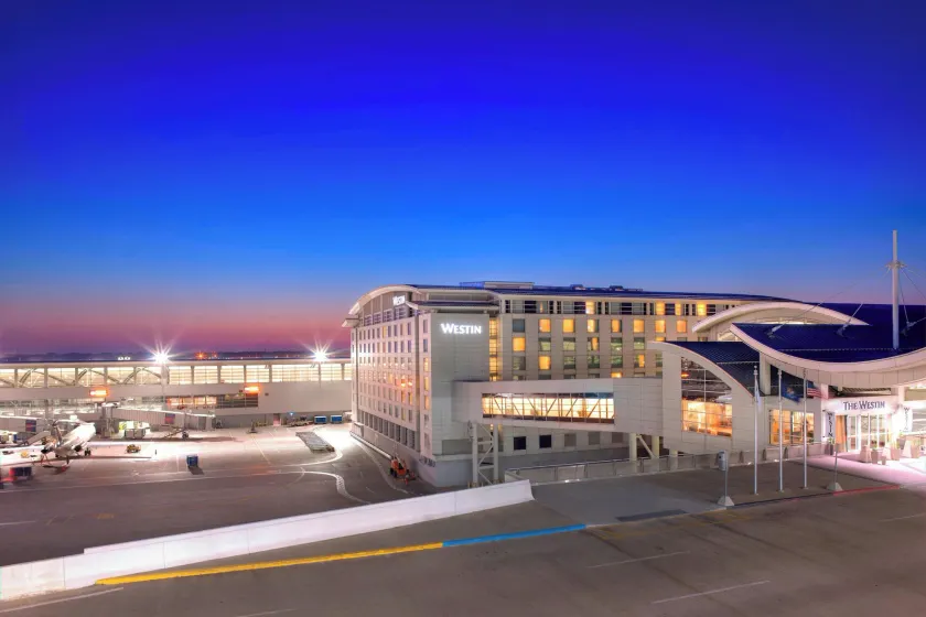 The Westin Detroit Metropolitan Airport - Image 1