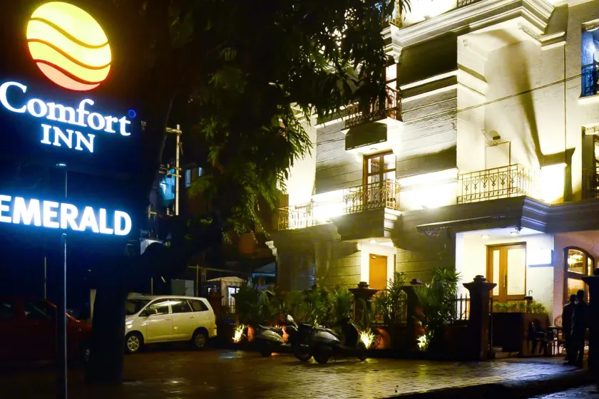 Comfort Inn Emerald,Dapoli - Image 1