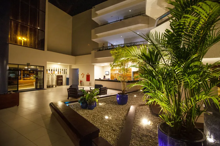 Del Mar Hotel - Image 1