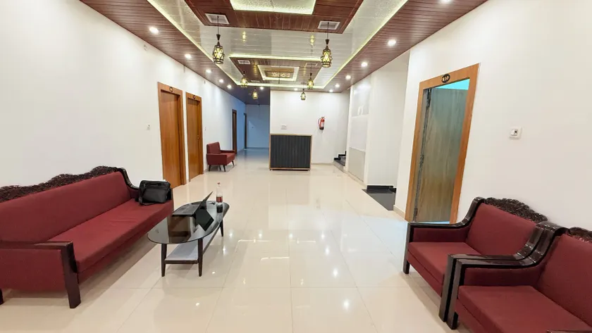 Hotel Blessing Inn & Restaurant - Lobby