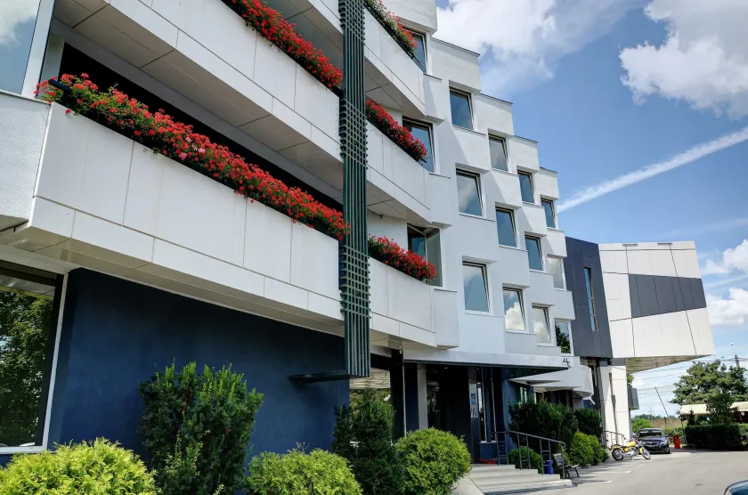 Best Lido Hotel - Image 1
