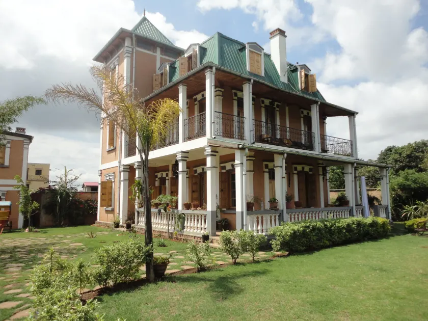 Meva Guesthouse - Image 1