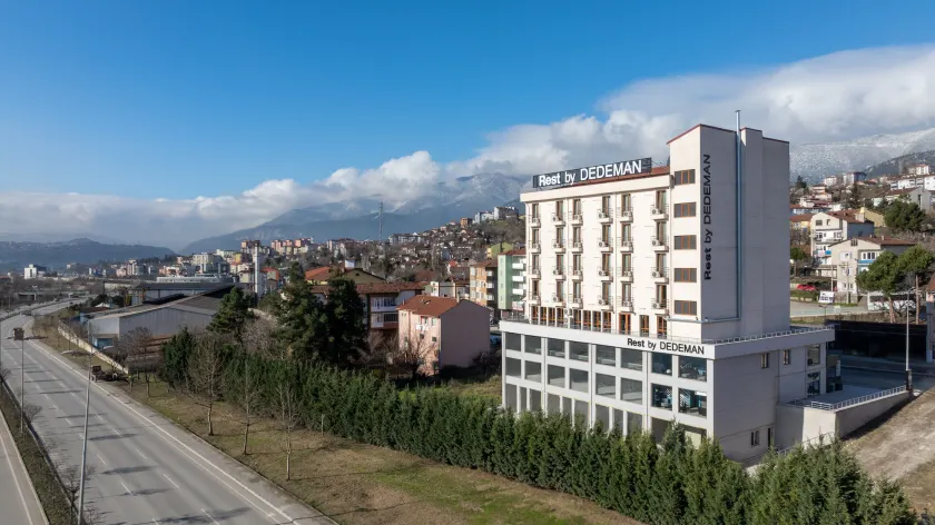 Rest by Dedeman Karabük - Image 1