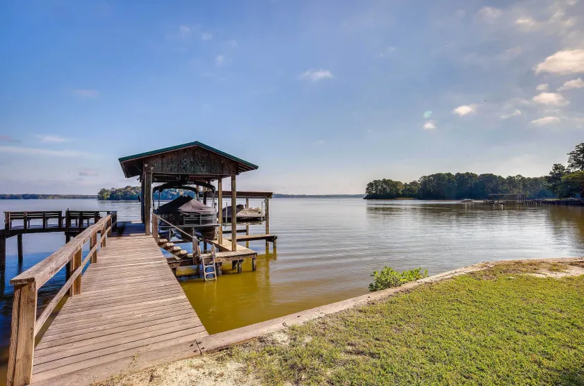 'the Whacky Shack' Family Cabin w/ Fire Pit! - Image 1