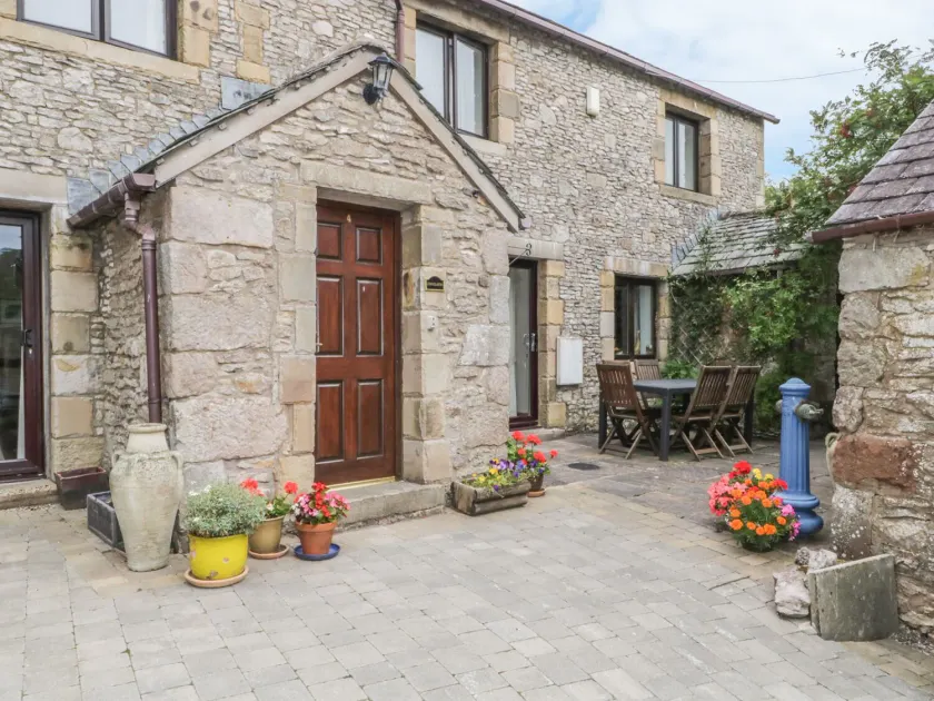 Stonegarth Cottage - Image 1