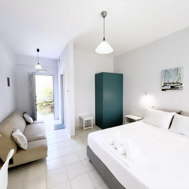 Ilias Apartments - Image 1