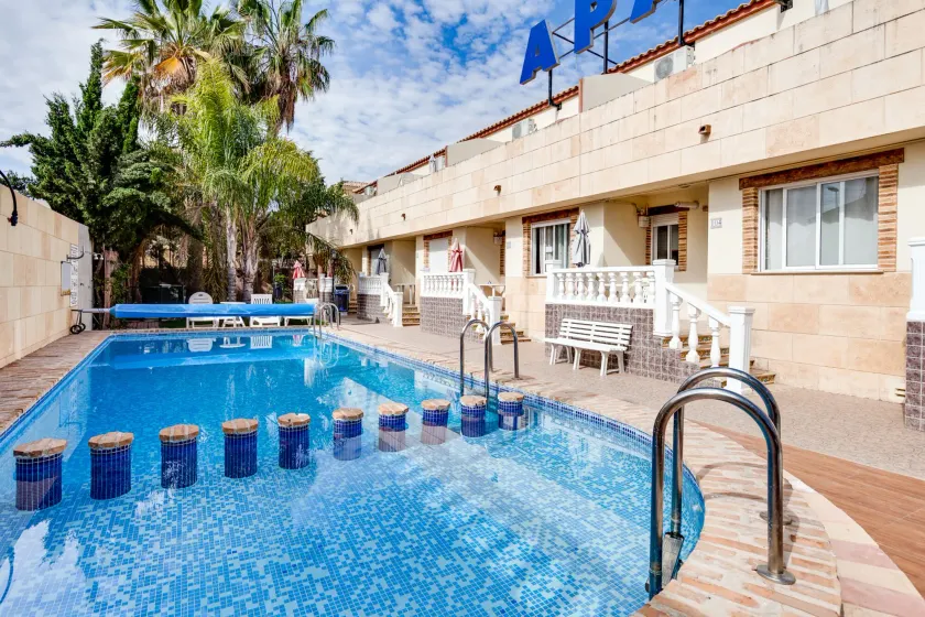 ApartHotel Atlas - Image 1