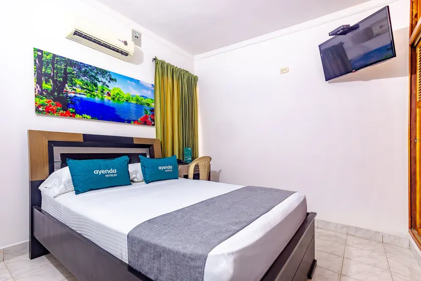 Hotel San Rafael - Image 1