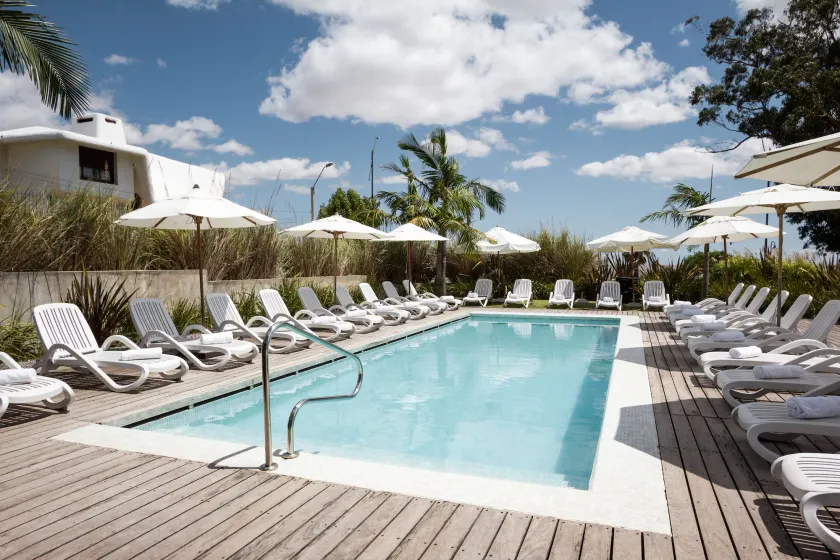 Costa Colonia - Riverside Boutique Hotel - Image 1