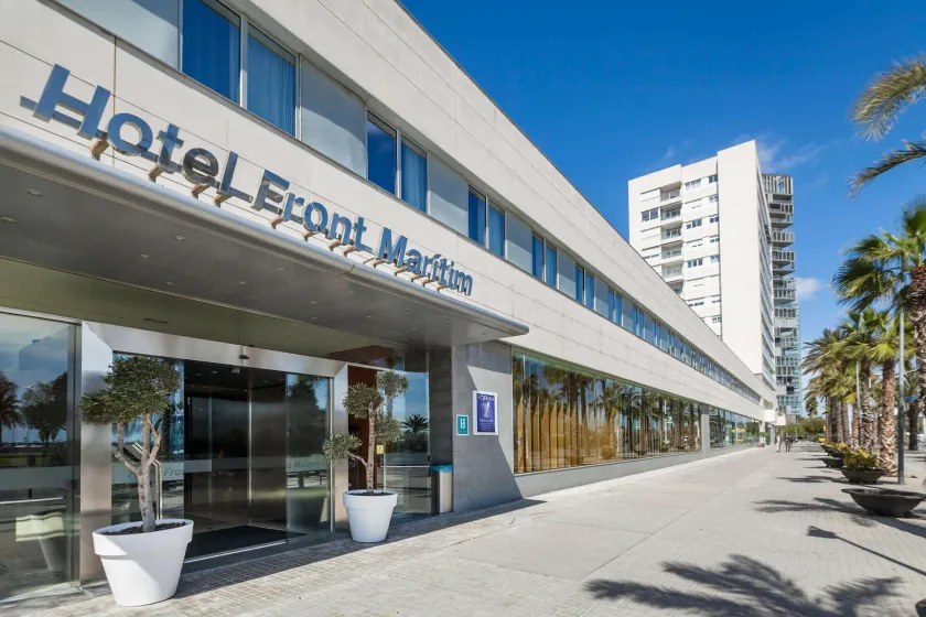 Hotel Front Maritim - Image 1