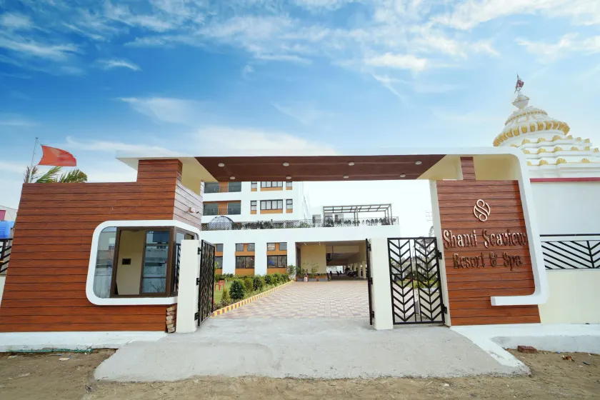 Shanti Seaview Resort & Spa - Image 1