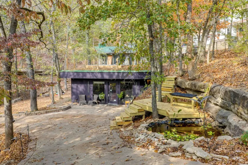 Grill & Rooftop Deck: Cozy Hideaway in Garfield - Image 1