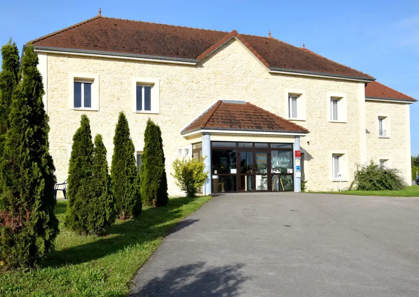Logis Hôtel Des Sources - Image 1