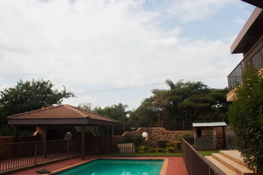 Thabiso Guesthouse - Image 1