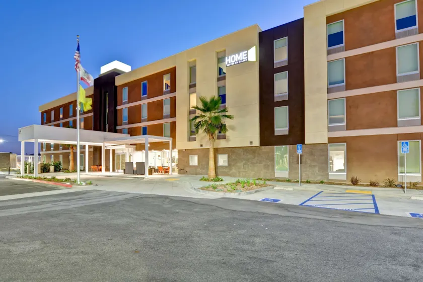 Home2 Suites by Hilton Azusa - Image 1