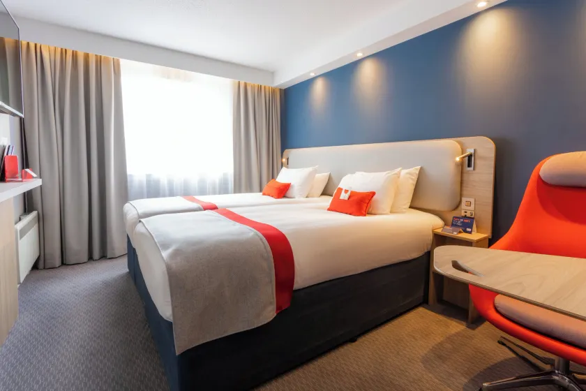 Holiday Inn Express Glasgow City Theatreland by IHG - Image 1