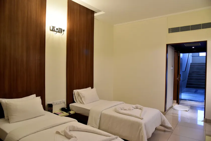 Rathna Residency - Image 1