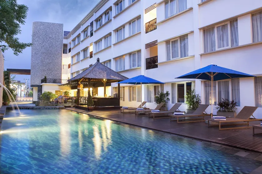 Natya Hotel Kuta - Image 1