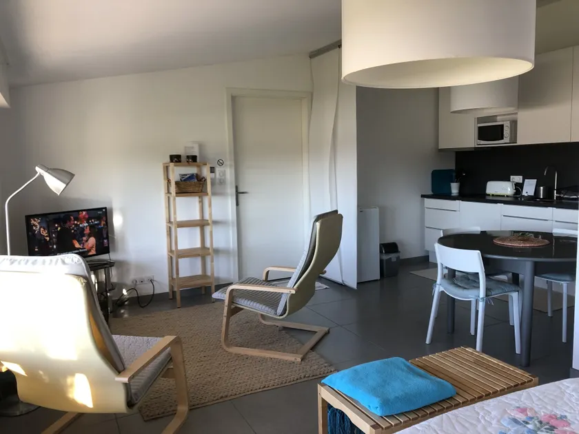 Gite-Grand studio contemporain proche Toulouse dans domaine Equestre - Image 1