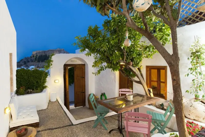 Casa Lindos - Image 1