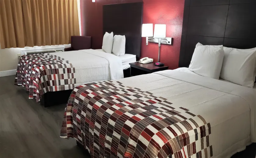 Red Roof Inn Kenner – New Orleans Airport NE - Image 1