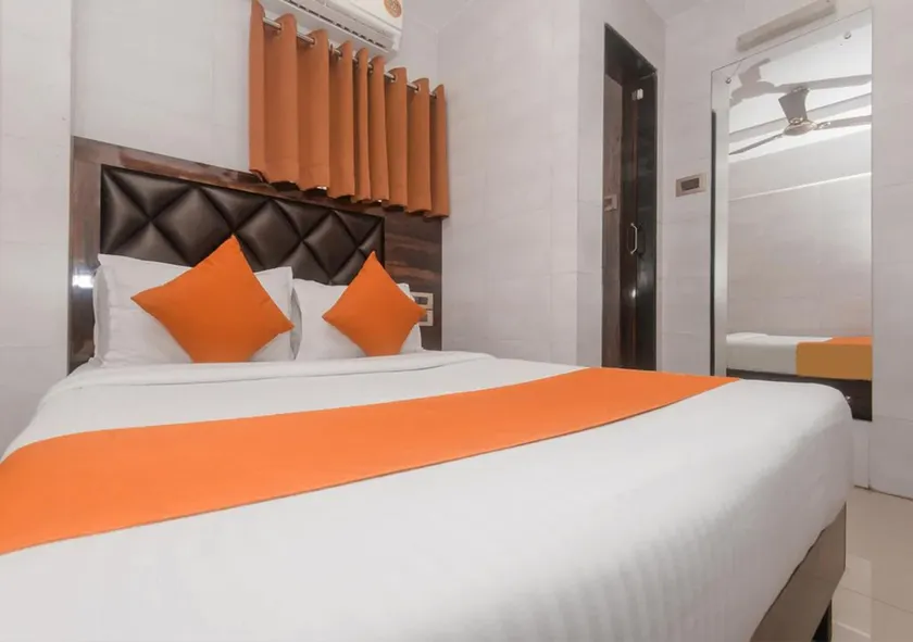 Hotel Dadar Residency near Tata Hospital - Image 1
