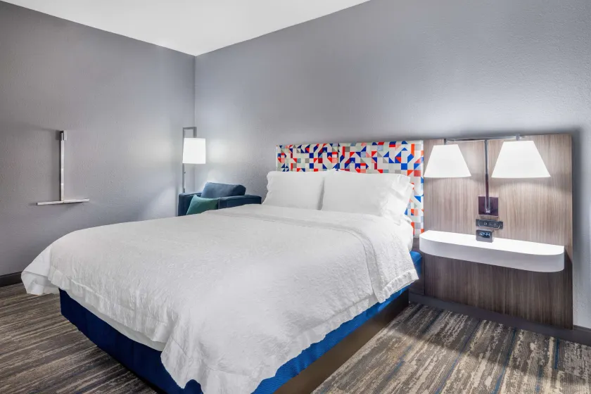 Hampton Inn Sanford - Image 1