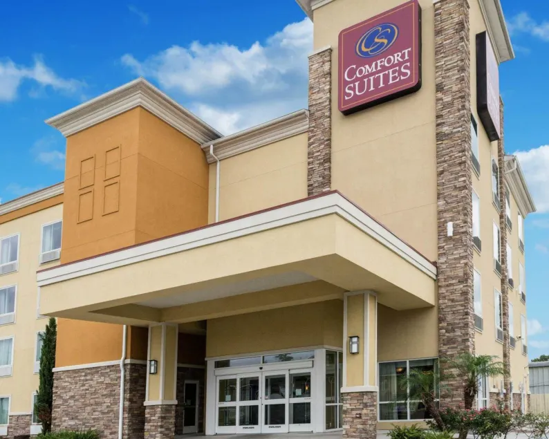 Comfort Suites Harvey - New Orleans West - Image 1