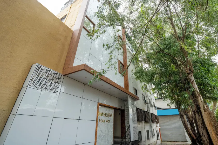 Treebo Riwaayat Regency - Image 1