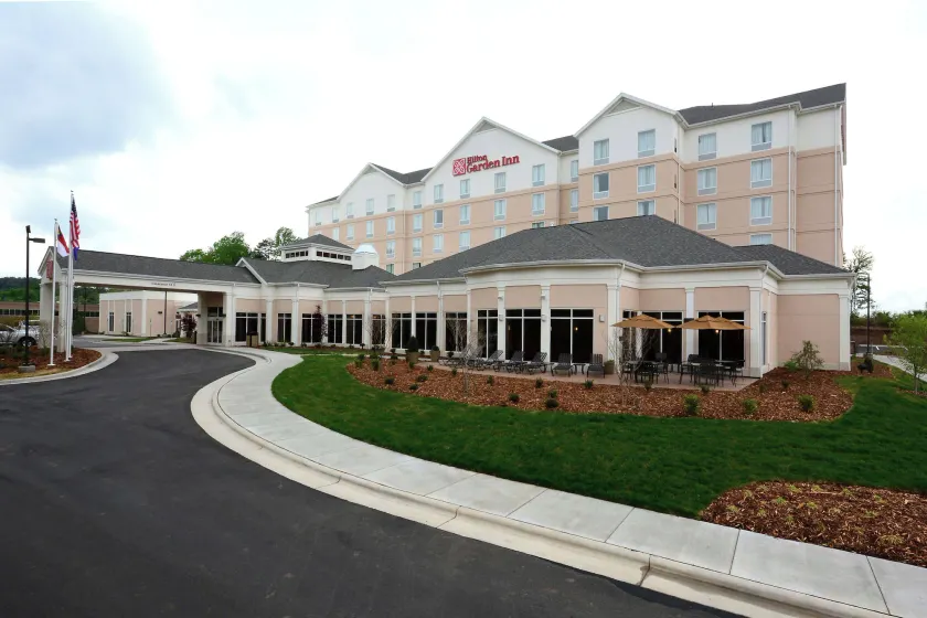Hilton Garden Inn Greensboro Airport - Image 1