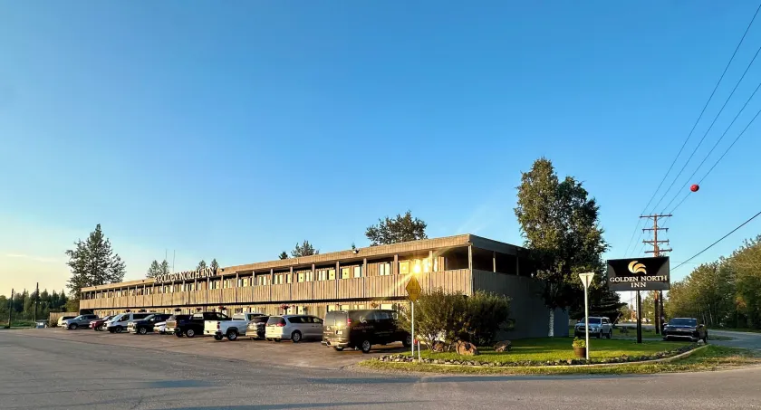 Golden North Inn - Image 1