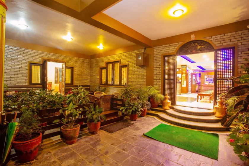 Hotel Crystal Palace - Image 1