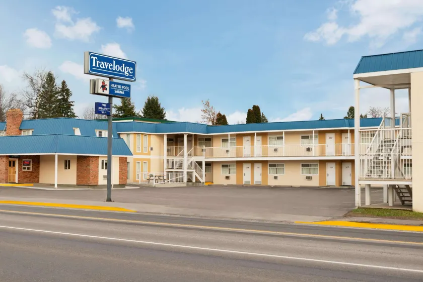 Travelodge by Wyndham Quesnel BC - Image 1