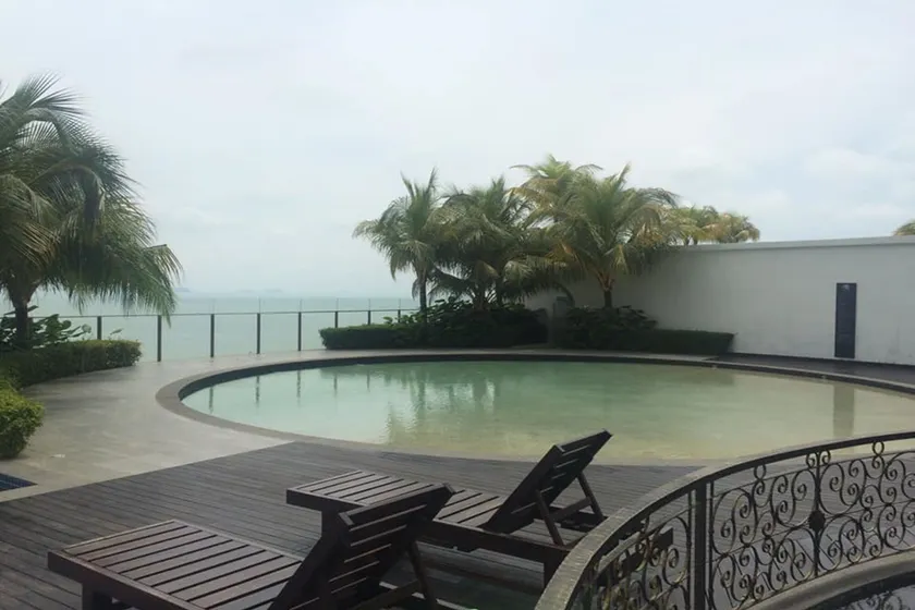 Vinz at Silverscape Luxury Residence - Image 1