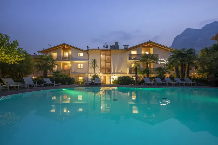4 Limoni Apartment Resort - Image 1