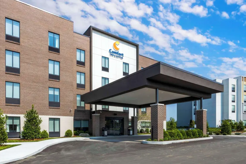 Comfort Inn & Suites Gallatin - Nashville Metro - Image 1