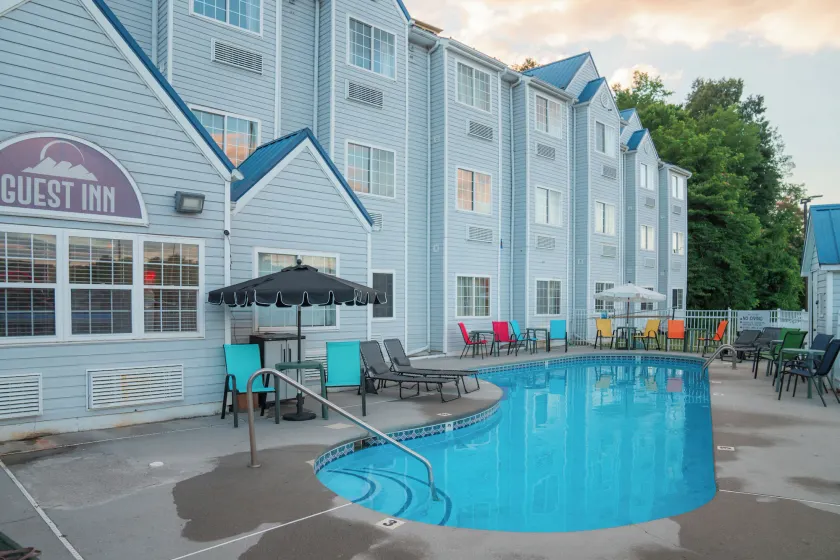 Guest Inn Pigeon Forge - Image 1