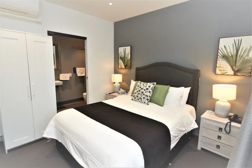 Mariners Court Hotel Sydney - Image 1