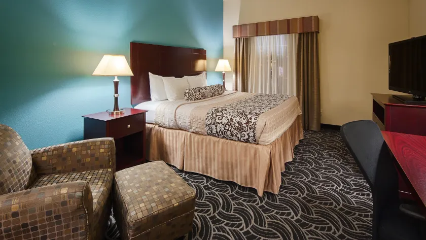 Best Western Plus Katy Inn & Suites - Image 1