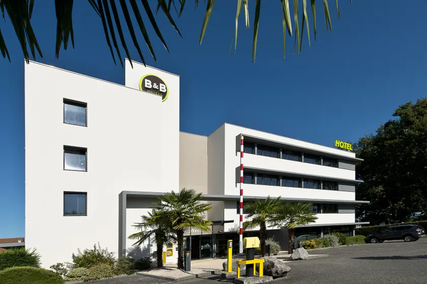 B&B HOTEL Pau Zénith - Image 1