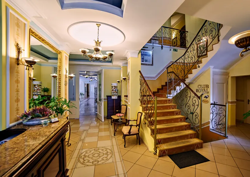 Villa Royal - Image 1