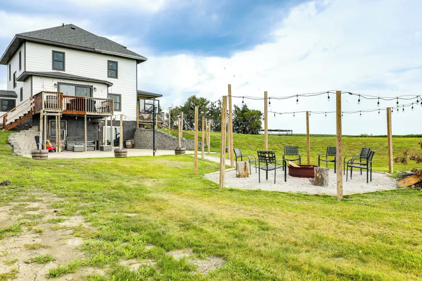 Family-Friendly Seward Home w/ Sauna & Pool! - Image 1